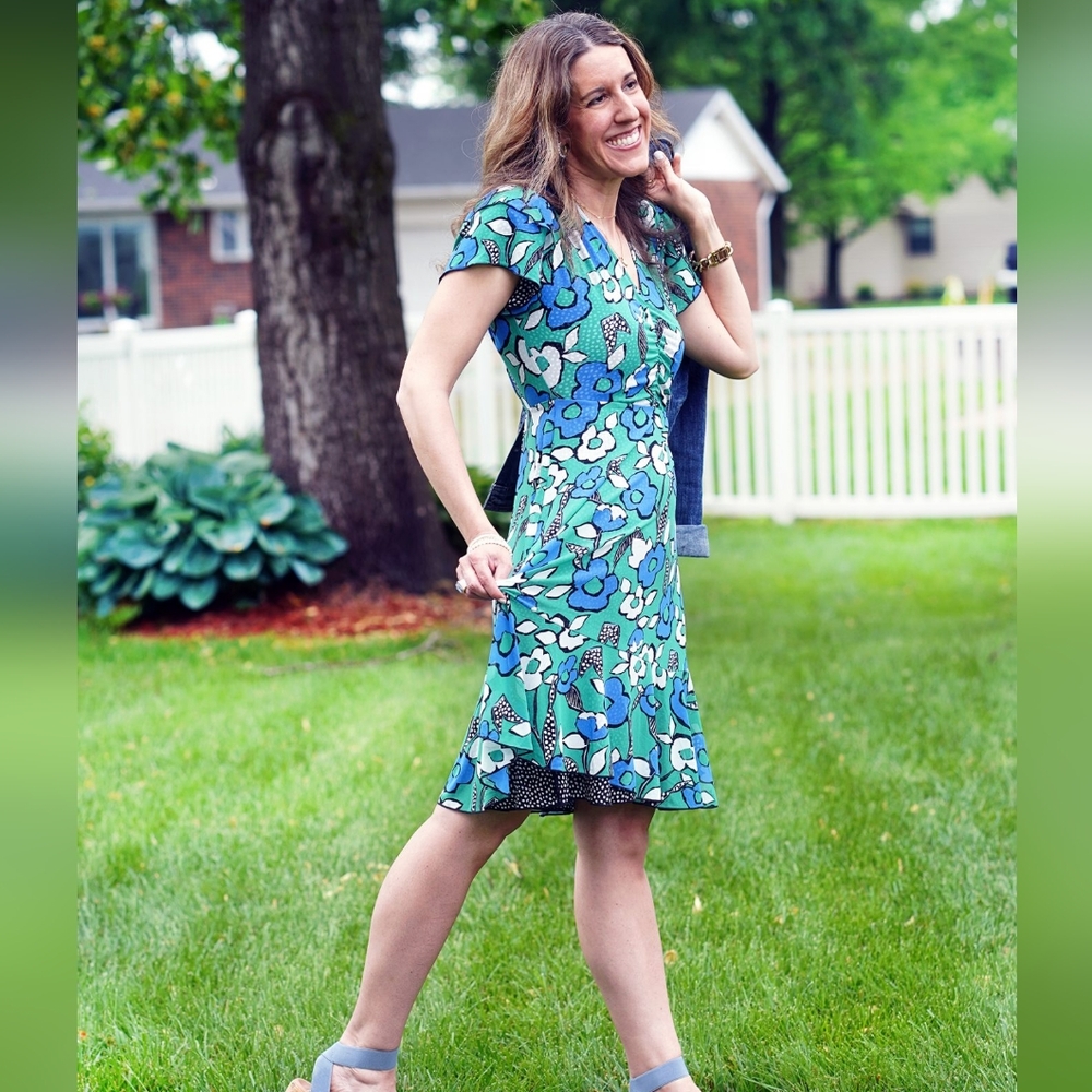CAbi Reversible Celebrate the Dress Green Floral Black White Flowy Midi Medium - Picture 2 of 15
